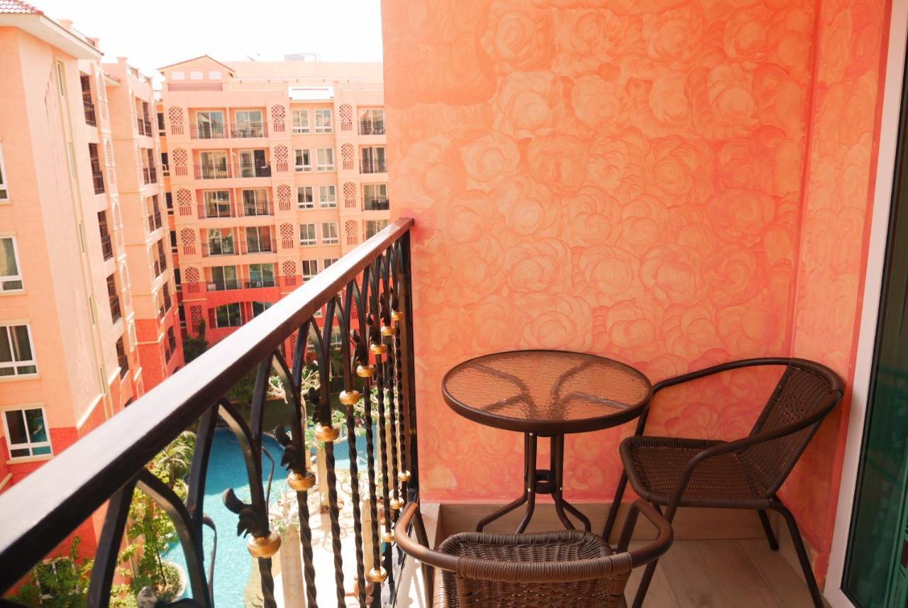 Seven Seas Resort Pattaya & Sofa Bed Jomtien Beach Buitenkant foto