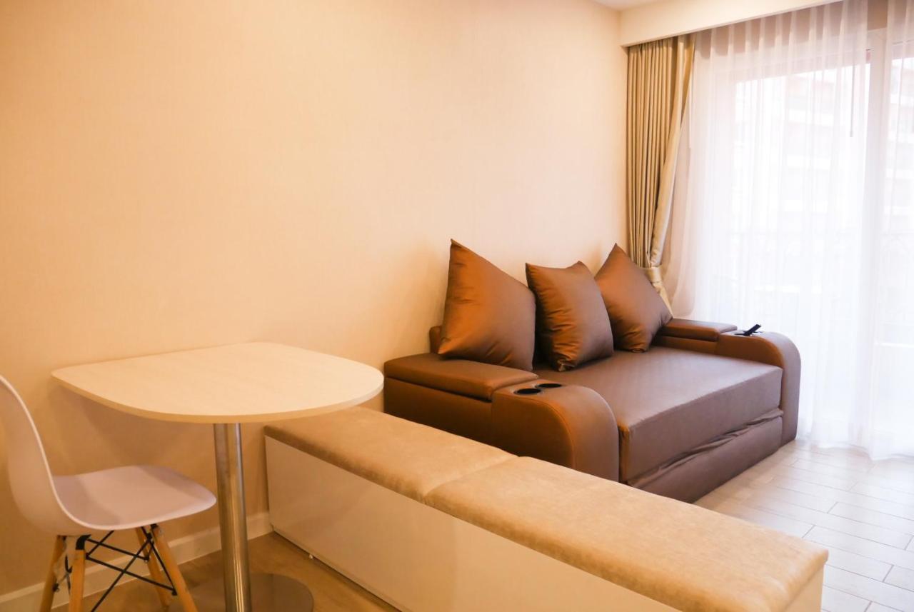 Seven Seas Resort Pattaya & Sofa Bed Jomtien Beach Buitenkant foto